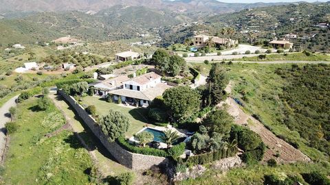 Villa en venta en Mijas