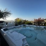 Somptueux Toit-Terrasse au Cur de Saint-Tropez : L'Élégance Redéfinie