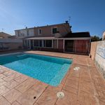 Maison traditionnelle sur 379 m², 4 chambres, garage, piscine