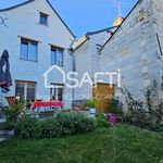 Belle maison de 149 m2 centre bourg des ROSIERS SUR LOIRE entièrement rénovée avec petit jardin intérieur