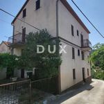 ISLAND OF UGLJAN, KALI - Spacious house 180 m from the sea with four floors and three parking spaces!