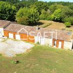 Longère de 200m² -parcelle de 2 Hectares.