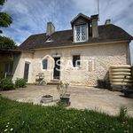 Magnifique maison du 16 ème siècle avec chambre de plein pied et salle d'eau