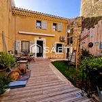 magnifique maison de village du XIXe siècle à Rustrel