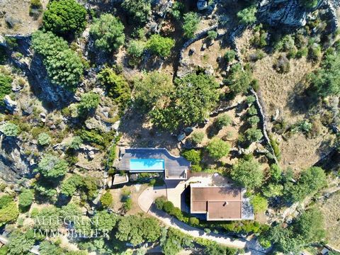 Perched on the hillside, this villa was built in a style combining traditional plaster, stone, wood volest, with a simple and minimalist spirit. A true haven of peace enjoying a western exposure and a breathtaking view of the mountain range, the smal...