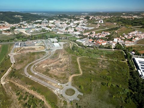 Allotment next to Alcobaça - Nova Alcobaça - whose urbanization works were approved by the Municipality of Alcobaça, for housing (single and multifamily), commerce and services, with a total Gross Construction Area (ABC) above ground of 151,950m2. Th...