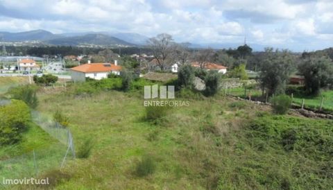 Land with about 2,000 m2 for construction. Situated in a quiet residential area with great access. Ref.:VCM11488 BETWEEN DOORS Founded in 2004, the ENTREPORTAS group over 15 years old, is a leader in real estate mediation in the markets in which it o...