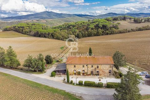 The farmhouse located on the Tuscan hills of the Alta Val di Cecina is a completely renovated stone building, with a total surface area of 670 m2. within an organic farm. The structure consists of four apartments, two of which are intended for touris...