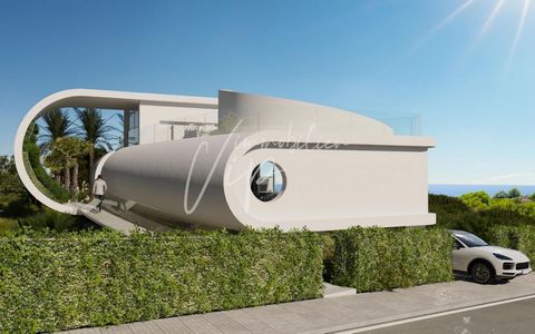This spectacular project for a seafront villa in Mallorca will be a modern home, conceptually very contemporary, visionary and ahead of its time, at the same time inspired by the glamour of the Californian homes of the 50's and 60's with shapes remin...