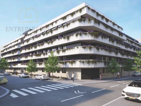 CURRENTLY WITH PRE LAUNCH PRICE, to buy in Matosinhos Sul. 2 bedroom flat with balcony, terrace and garage for sale in the Central Park building in Matosinhos Sul. Start of work in September 2024 with completion expected in January 2027. Central Park...