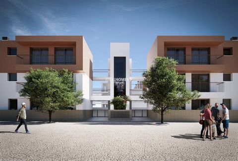 Dit appartement met twee slaapkamers op de bovenste verdieping te koop in Cabanas de Tavira maakt deel uit van een gloednieuw condominium met in totaal 31 appartementen. Gelegen in een zeer gewilde omgeving op slechts 200 meter van de pier voor het s...