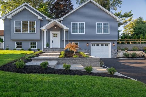 This new construction home is crafted with exceptional attention to detail and investment in craftsmanship and infrastructure.. Designed for modern living, it features a custom landscape with water retainment, stone retaining walls, a cobblestone dri...