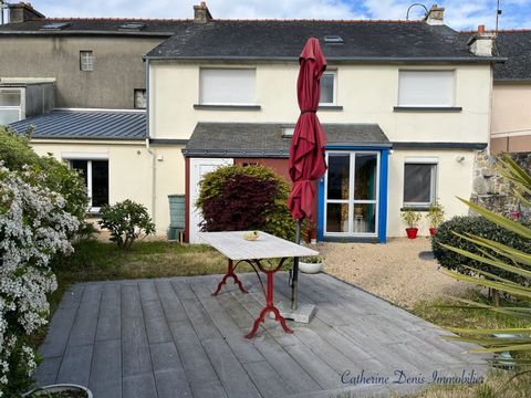 Dpt Côtes d'Armor (22), à vendre BEGARD maison P7 de 130 m² - Terrain de 388,00 m² - Plain pied