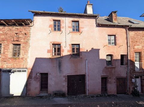 Maison à Rénover + Garage + Dépenandces