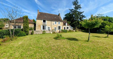 Charme et volumes pour cette maison familliale du XIX °
