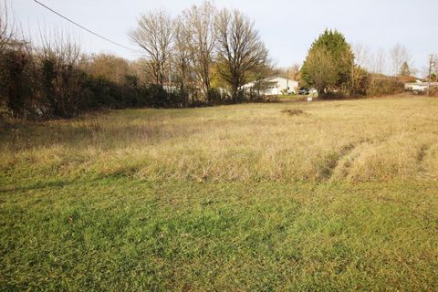 Terrain à bâtir de 1230m2, borné