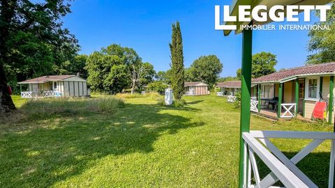 A38154NB46 - Camping nature situé à Rocamadour, plus beau village de France, sur environ 1,50 ha ** 8 CHALETS de 4 à 5 personnes (dont 1 chalet PMR) ** 4 MOBIL-HOMES pour 4 personnes ** MAISON FAMILIALE de 180 m2 en pierres de 3 chambres à l’étage ; ...