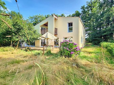 Maison familiale 3 chambres - Terrain boisé 5000 m²
