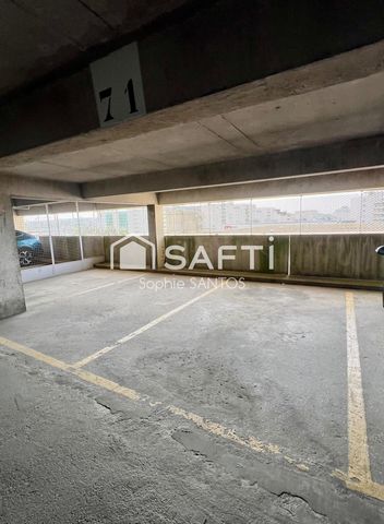 PARKING COUVERT 12,5 m2 - Accès sécurisé - Boxable