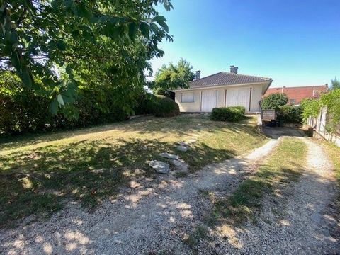 2 parcelles de terrain avec Maisons