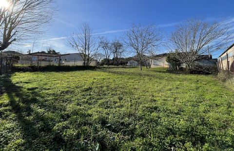TERRAIN A BATIR DE 449M2