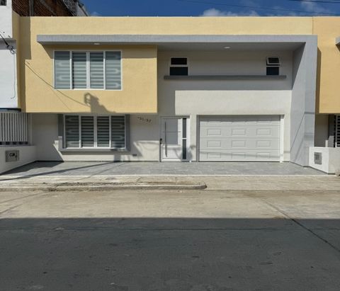 HOUSE FOR SALE Located in a strategic area, this spectacular 3-level property has EVERYTHING to provide you with comfort, style and the space your family deserves: First floor: Garage with electric door, spacious and cozy room, dining room ideal for ...