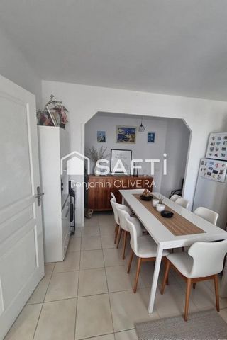 Immeuble avec T2, T2/T3 duplex , local commercial et garage 155m²
