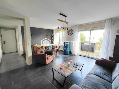 Dans quartier calme, proche de tout,commerces, écoles,maison 4 chambres,terrasse surélevée,belle piece de vie