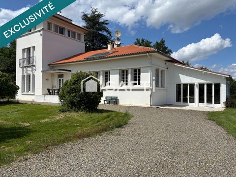 Villa de charme avec piscine, dépendance et 7,3 hectares