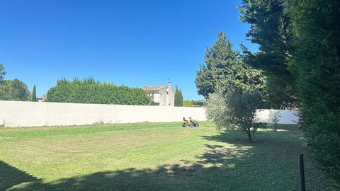 Terrain arboré de 423m2 à vendre sur Salon de Provence