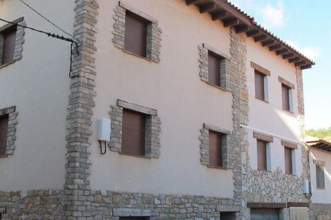 Situados en la pintoresca población de Gúdar, en Teruel, los Apartamentos Rurales Sierra de Gudar se distribuyen en dos edificios de reciente construcción y marcado carácter rústico y familiar, con una capacidad máxima de 118 plazas. Podrás disfrutar...