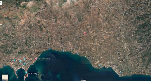 Eretria, Agioi Asomati. For sale a plot of land with  total area of 51.852,48 square meters. For sale either in total or per plot (9 plots), as shown in the picture. Each plot is buildable. It is located 8 km from Eretria and 25 km from Chalkida. The...