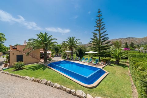 Set near Capdepera, this enchanting house with a private pool and lush-green garden is just a few kilometers from Cala Ratjada and offers accommodation to 8 guests. The private, 9m x 4m chlorine pool, has a depth between 1.5m to 1.7m and there you ca...