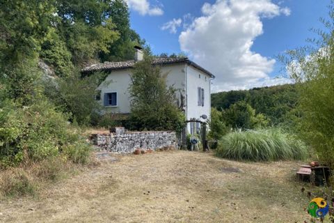 This 3 bed house stone rendered house sits proudly above a pretty Quercy village with well planted gardens including established shrubs and hedges. This slightly quirky house is very private with wonderful south facing views. The village has a bakery...