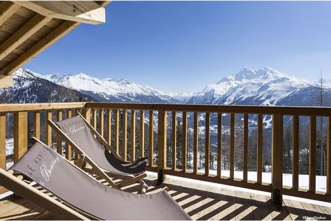 With an exceptional 180 ° view over the Tarentaise valley, this residence has an ideal location in La Rosière, close to the ski lifts and shops in the Eucherts district. The residence enjoys maximum sunshine and breathtaking sunsets thanks to its sou...