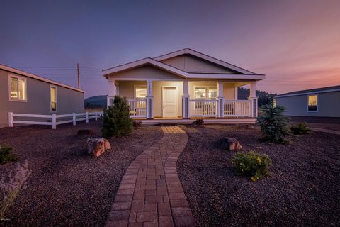 This is priced as the Mogollon Plan in the brand new COMMUNITY NOW SELLING! Welcome to PINE TRAILS in Williams AZ! A brand new community near historic downtown Williams, AZ a few blocks off of Route 66. This is just one of 6 plans offered at PINE TRA...