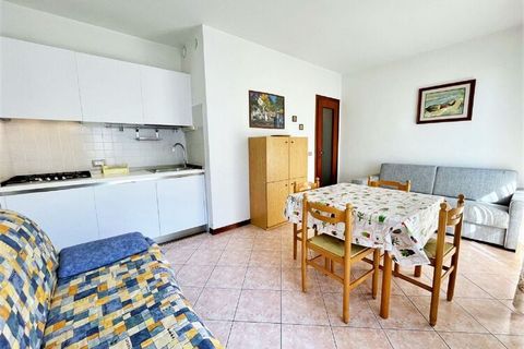 Stay in this beautiful holiday home that is equipped with an attractive private terrace and an attractive environment. It is ideal for families, friends or couples. The region around Caorle offers beautiful walking routes and beautiful beaches, such ...