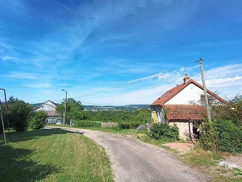 Dieses 45 m2 große Haus in Saxi-Bourdon besteht aus: - Wohnzimmer 28 m2, Duschbad und WC, Schlafzimmer, Veranda und Dachboden - Grundstück 150 m2 Neues Dach, durchgehende Doppelverglasung Keine Möglichkeit der Heizung Preis: 49.000 Euro Maklergebühre...