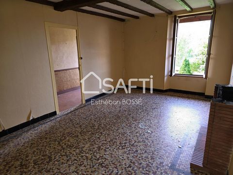 Esthéban Bossé vous propose a la vente cette maison de 84 m2 A RÉNOVER !!! Cette maison offre un environnement calme tout en restant à proximité des commodités essentielles Cette maison de 84 m² se compose de 5 pièces principales, dont 3 chambres off...