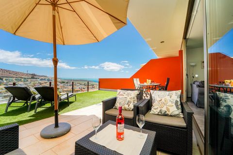 We present you with a unique opportunity to acquire several apartments in the prestigious Residencial Ventura, located in the exclusive area of Loma Dos, Arguineguín. These apartments stand out for their large outdoor terraces, exceeding 40 square me...