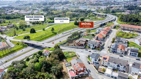 Sonho Moderno em Construção projeto aprovado Moradia de 4 Frentes na Rua das Areias.  Descubra a moradia dos seus sonhos em construção na encantadora Rua das Areias, uma verdadeira joia de arquitetura moderna com 4 frentes.  Com uma área total de ter...