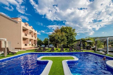 Villa Šubić is located in Kampor, on the island of Rab. A shared swimming pool as well as terrace fitted with sun loungers and sun umbrellas are at your disposal. Villa Šubić also comes with children's playground. You will also have access to a commo...