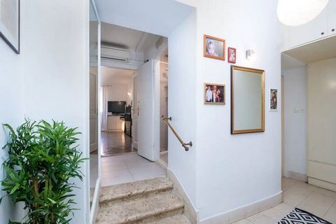 Apartment Jany features self-catering two bedroom apartment located in the heart of The Old Town of Dubrovnik, only 270 meters from Stradun promenade where guests can revel at sights such as the City Walls, Rector's Palace and many more that this UNE...