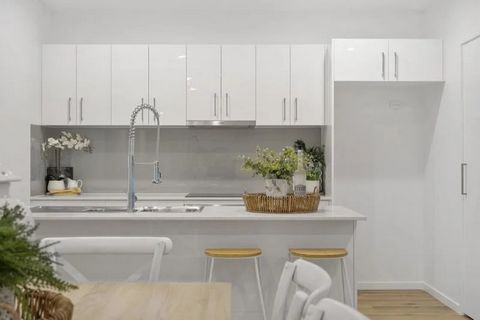 Private inspections welcomed Monday - Friday, Call Mario on ... to arrange. Presenting inner-city convenience and modern living, Urban Apartments boasts brand new luxury in a premier location. A collection of soon-to-be-completed apartments, these st...