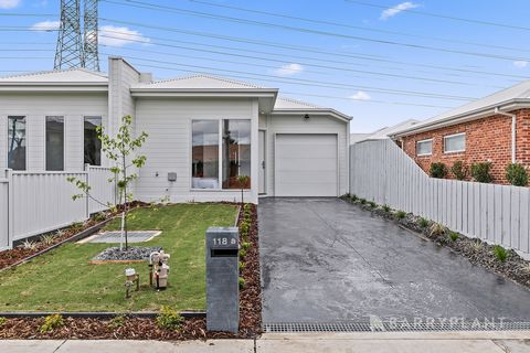 Showcasing single level style and elegance, this stunning brand new home delivers low maintenance appeal in a quiet location. Step inside to discover an impeccably presented interior comprising of four bedrooms (front-placed master with fitted walk-i...