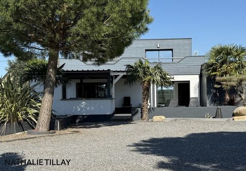 Maison architecte toit plat à vendre, Ingré, proche Orléans