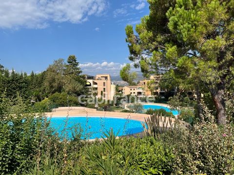 Appartement à vendre 2 pièces proche de TOURNAMY (06)