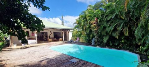 CHARMANTE VILLA P4 PISCINE TERRAIN 820 m²