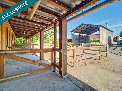 MAISON AVEC STRUCTURE EQUESTRE