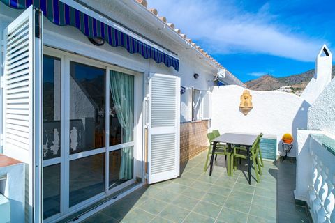 A modern apartment offering comfort and panoramic beauty, this bright holiday apartment is perfect for couples seeking a peaceful coastal getaway. The property features a spacious bedroom with a 160x200 cm double bed and air conditioning throughout t...